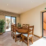 Marim Villa
